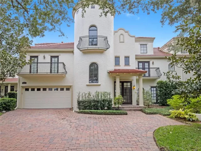 MLS: O6072032 Condo For Sale