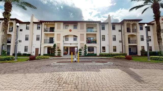 MLS: O6072227 Condo For Sale