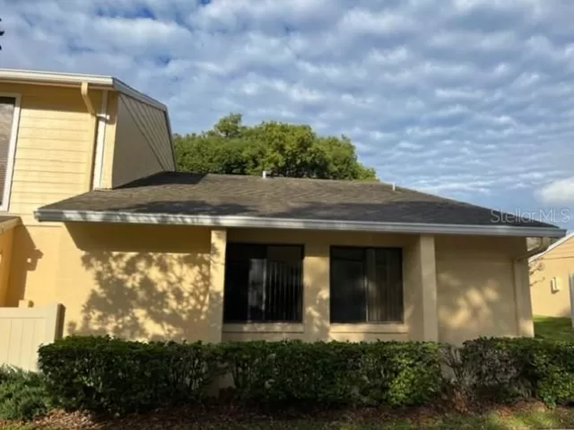 MLS: O6072276 Condo For Sale