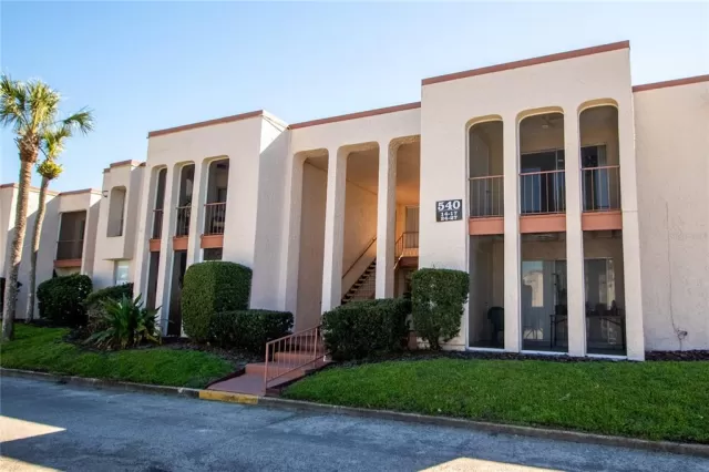 MLS: O6072789 Condo For Sale