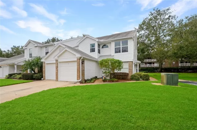 MLS: O6073178 Condo For Sale