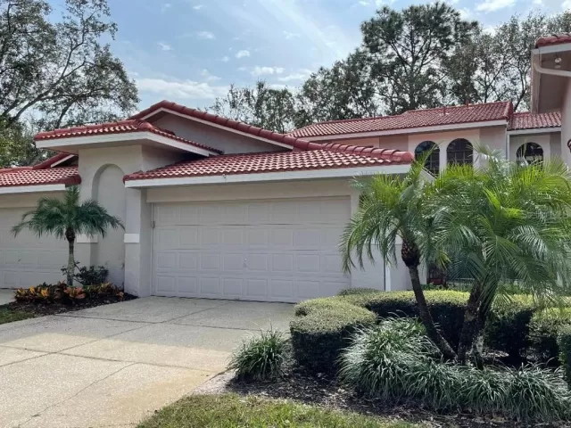 MLS: O6073416 Condo For Sale