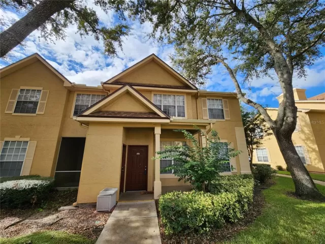 MLS: O6073672 Condo For Sale