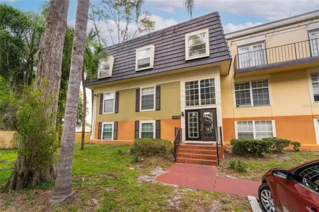 MLS: O6073714 Condo For Sale