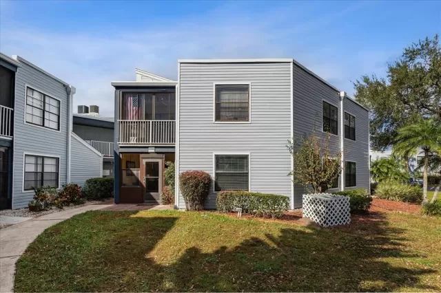 MLS: O6073751 Condo For Sale