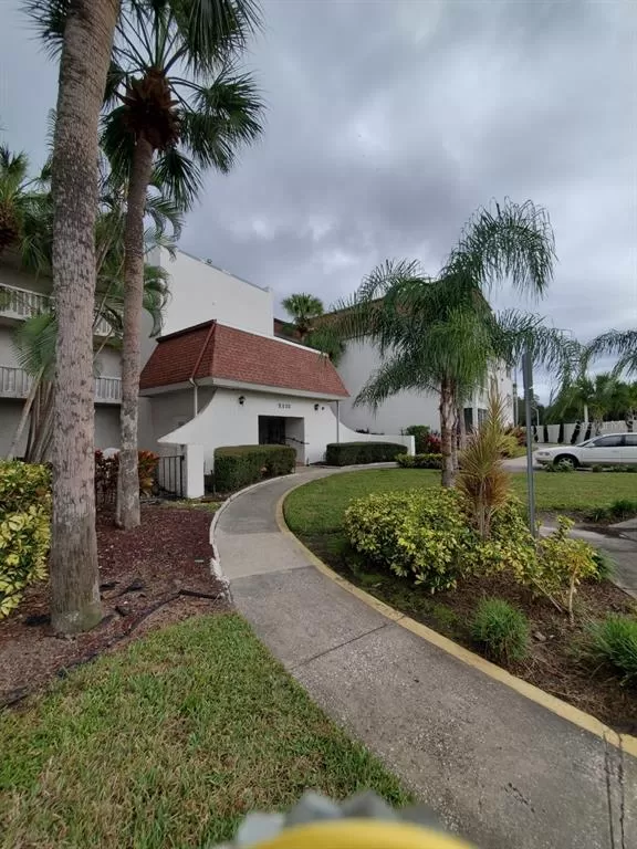 MLS: O6074366 Condo For Sale
