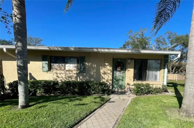 MLS: O6074676 Condo For Sale