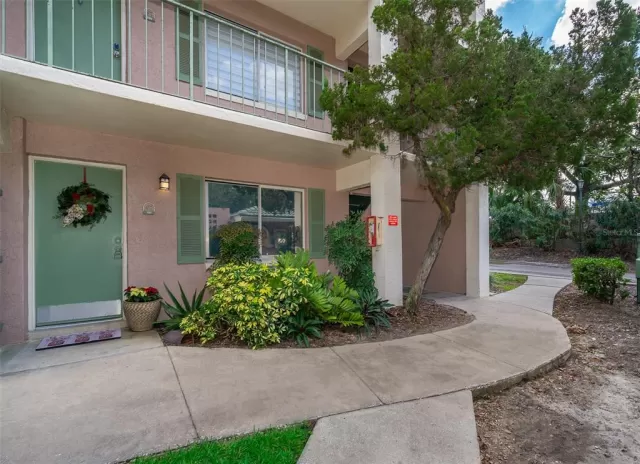 MLS: O6074728 Condo For Sale