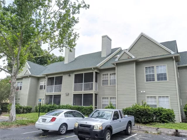 MLS: O6076690 Condo For Sale