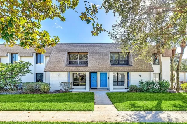 MLS: O6077004 Condo For Sale