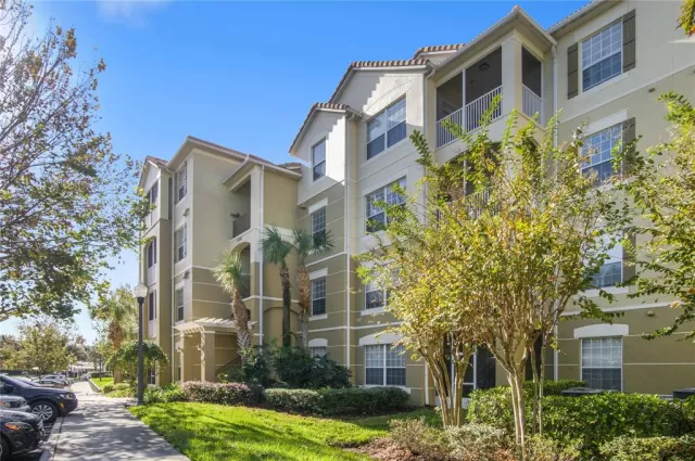 MLS: O6077610 Condo For Sale