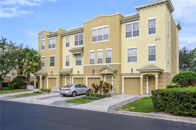 MLS: O6077990 Condo For Sale