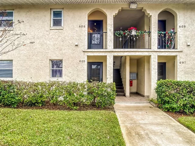 MLS: O6079780 Condo For Sale