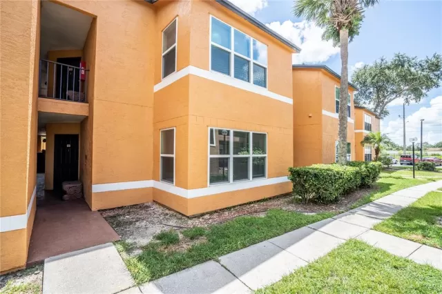 MLS: O6080158 Condo For Sale