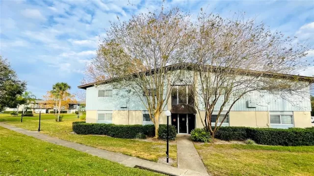 MLS: O6080529 Condo For Sale