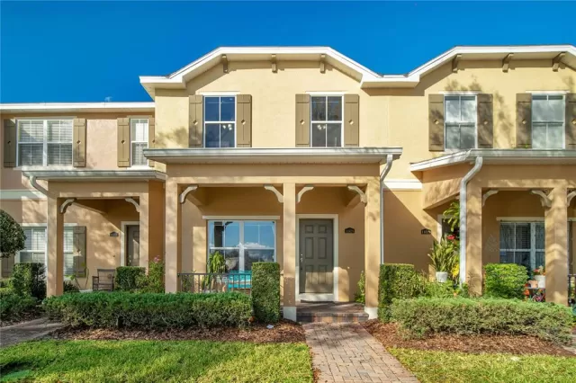 MLS: O6080732 Condo For Sale