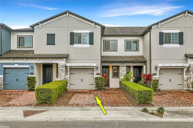 MLS: O6081073 Condo For Sale