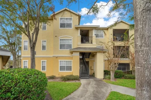 MLS: O6081433 Condo For Sale