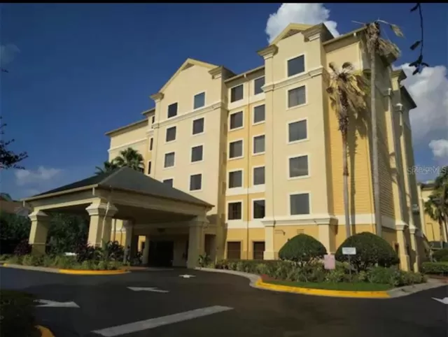 MLS: O6083473 Condo For Sale