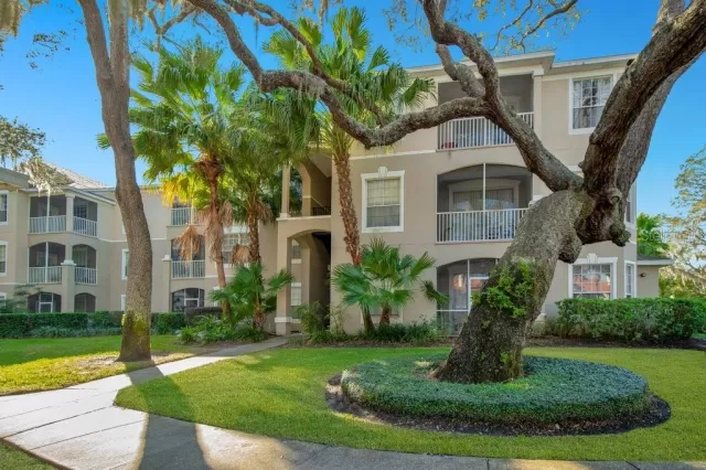 MLS: O6083777 Condo For Sale