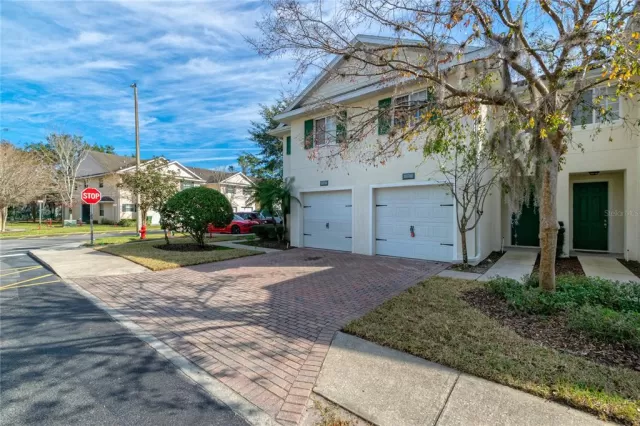 MLS: O6084058 Condo For Sale