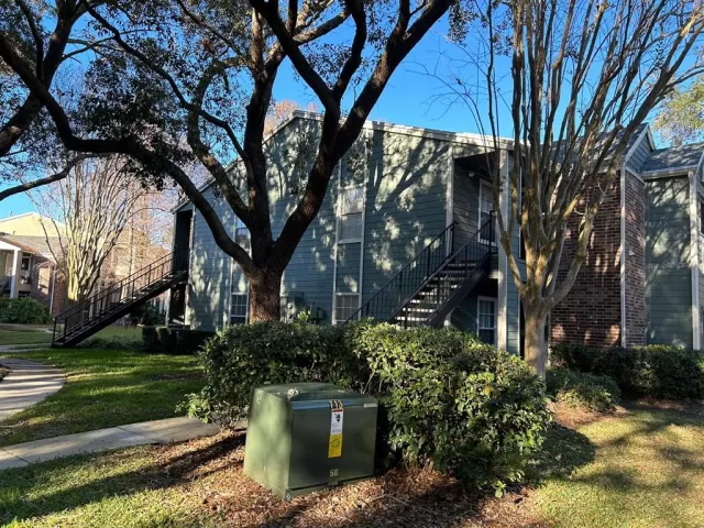 MLS: O6084419 Condo For Sale