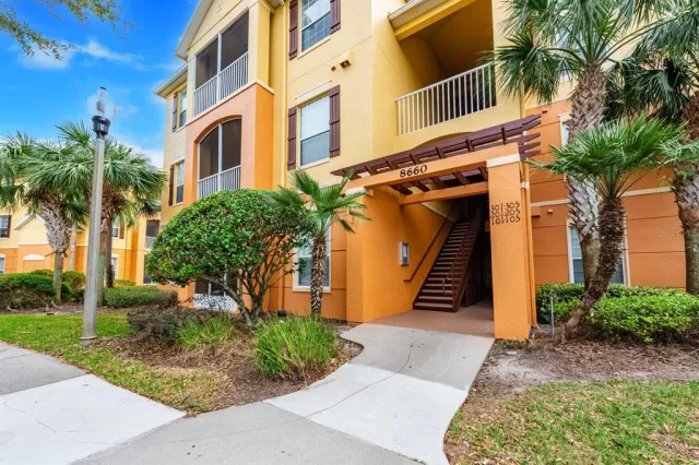 MLS: O6084737 Condo For Sale