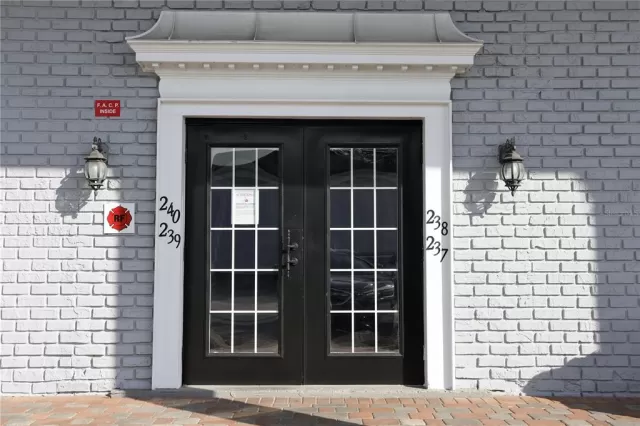 MLS: O6084989 Condo For Sale