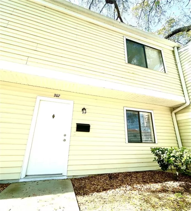 MLS: O6085159 Condo For Sale