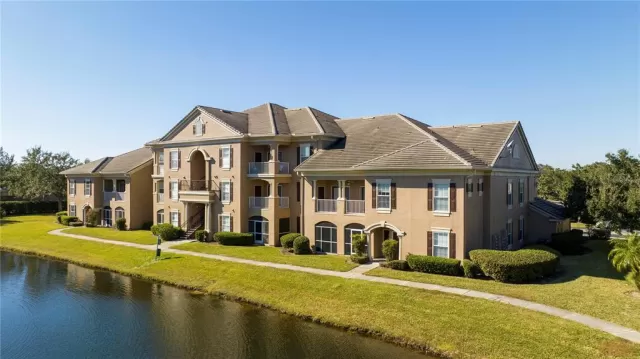 MLS: O6085165 Condo For Sale