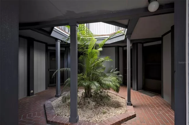 MLS: O6085186 Condo For Sale