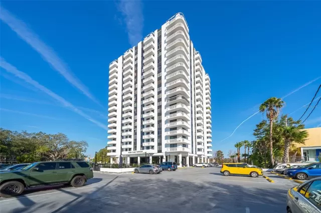 MLS: O6085253 Condo For Sale