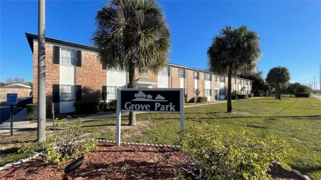 MLS: O6085914 Condo For Sale