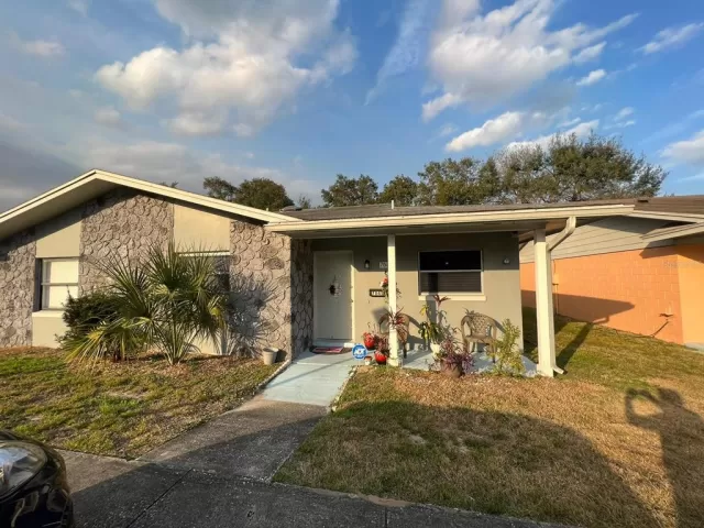 MLS: O6086383 Condo For Sale