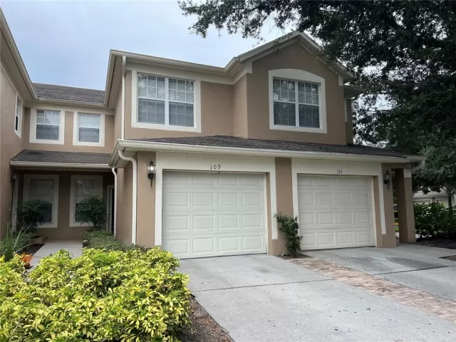 MLS: O6086485 Condo For Sale