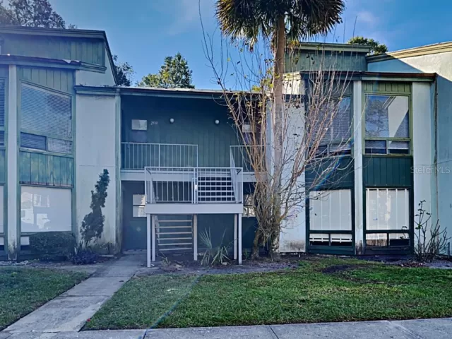 MLS: O6086756 Condo For Sale