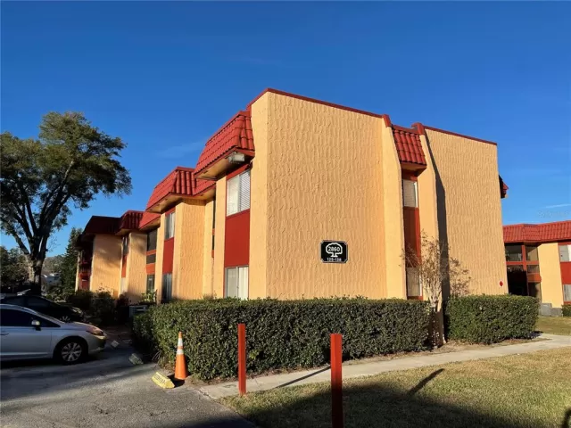 MLS: O6086798 Condo For Sale