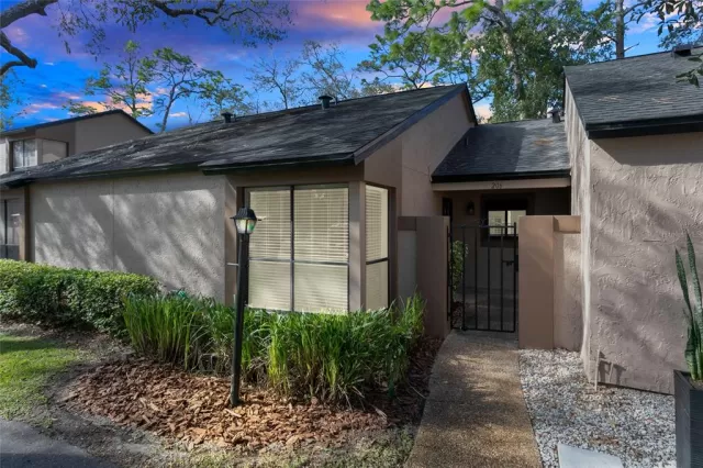 MLS: O6086860 Condo For Sale