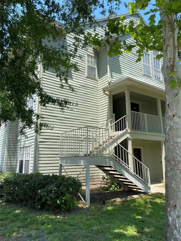MLS: O6087300 Condo For Sale