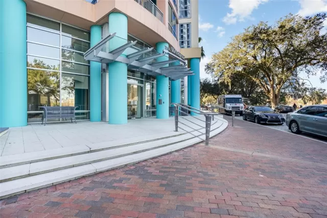 MLS: O6087364 Condo For Sale