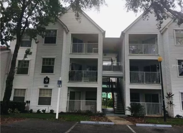 MLS: O6088465 Condo For Sale