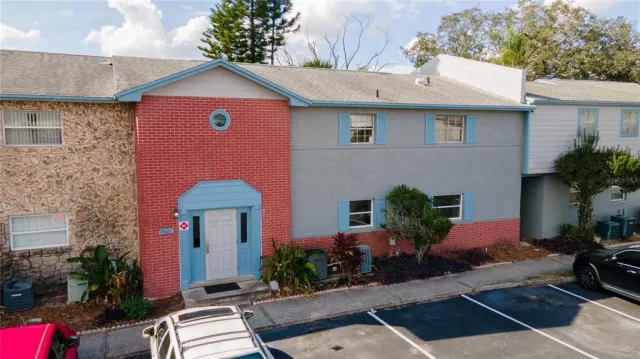 MLS: O6088840 Condo For Sale