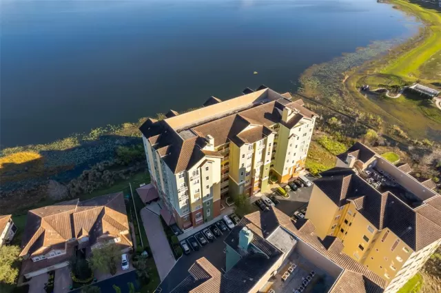 MLS: O6089046 Condo For Sale