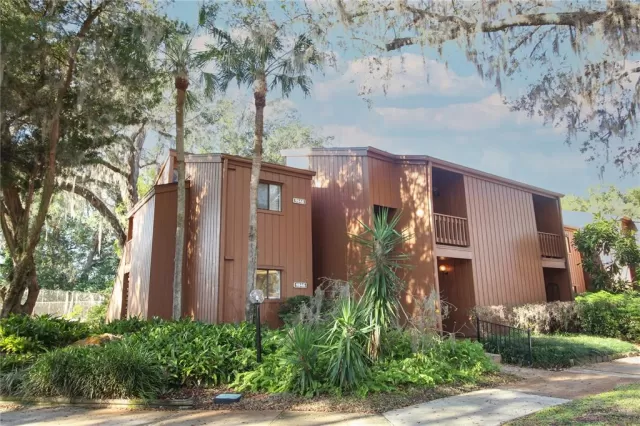 MLS: O6089053 Condo For Sale