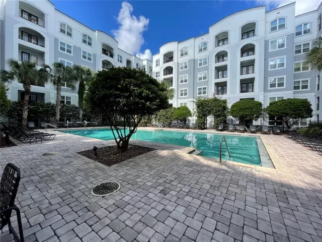 MLS: O6089370 Condo For Sale