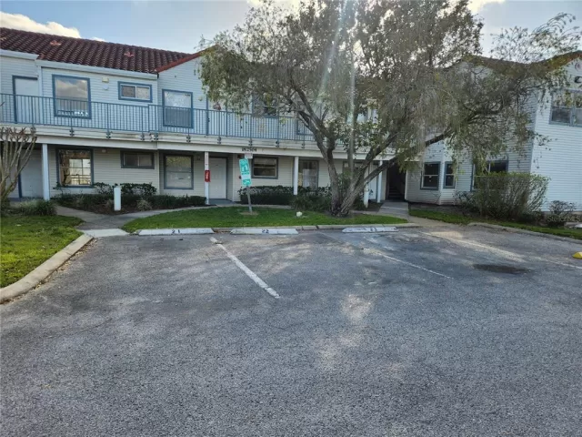 MLS: O6089729 Condo For Sale