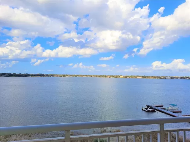 MLS: O6090133 Condo For Sale