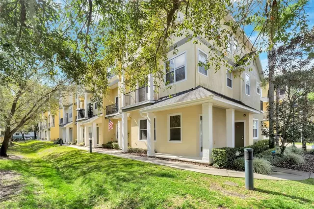 MLS: O6090155 Condo For Sale