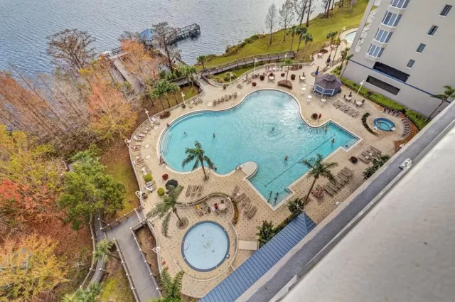 MLS: O6090247 Condo For Sale