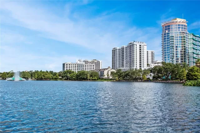 MLS: O6090406 Condo For Sale